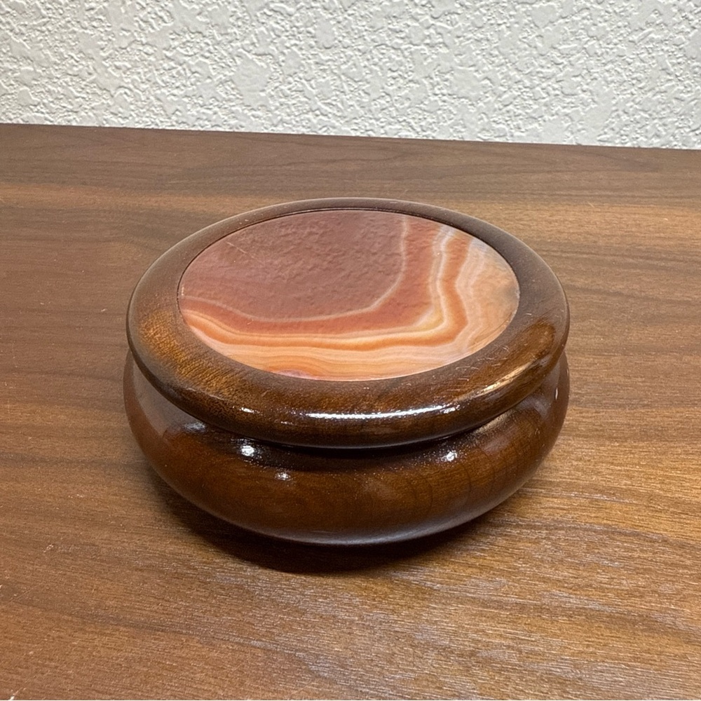 Wooden Trinket Jewelry Box With Inlaid Agate Stone Lid, "Earth Amazon" ~4"x2"